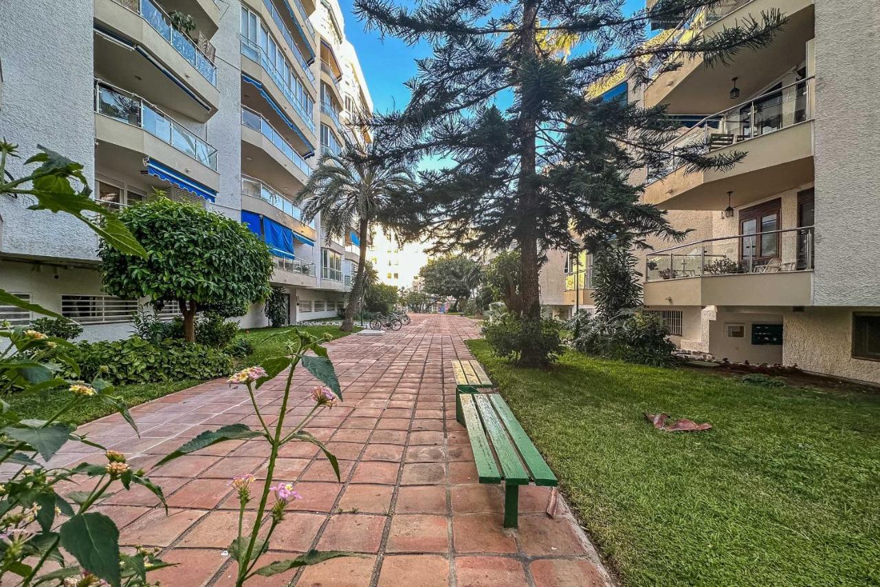 Apartamentos Dr28 A 250 M De La Playa Fuengirola Eksteriør billede