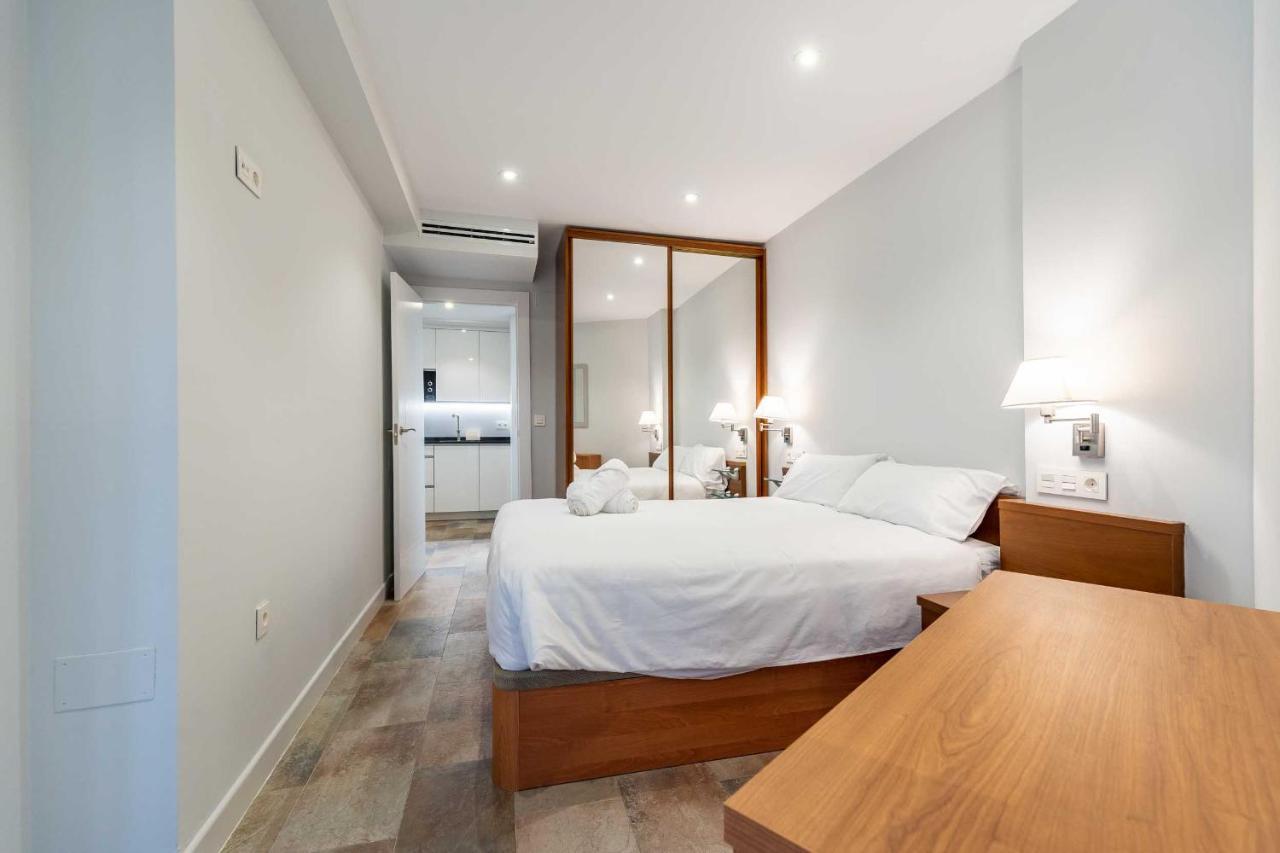 Apartamentos Dr28 A 250 M De La Playa Fuengirola Eksteriør billede