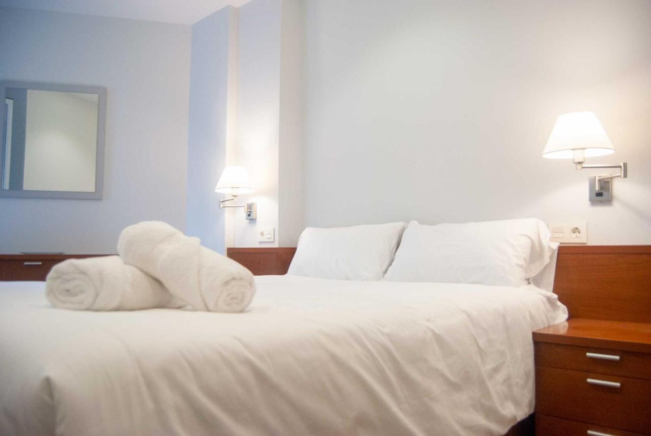 Apartamentos Dr28 A 250 M De La Playa Fuengirola Eksteriør billede